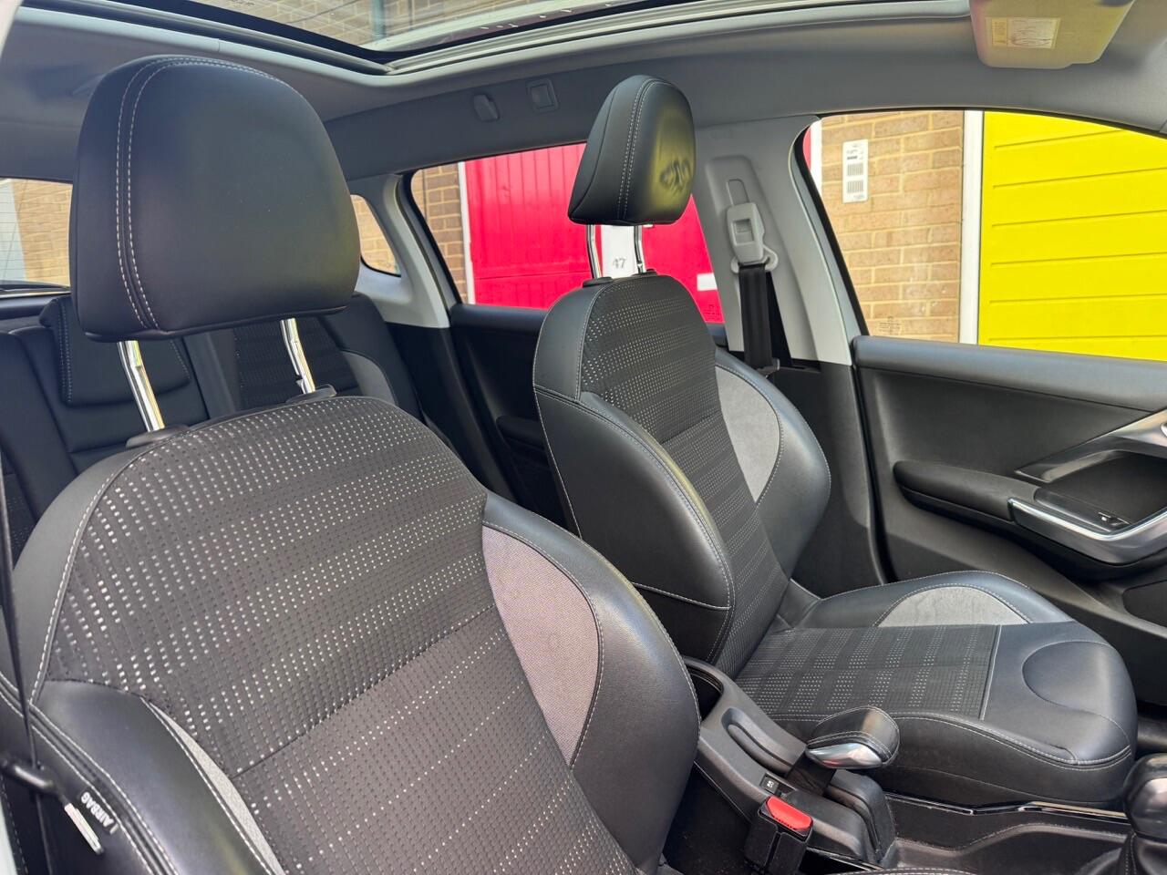 Used Peugeot 2008 2018 for sale - 76138703: Photo 14