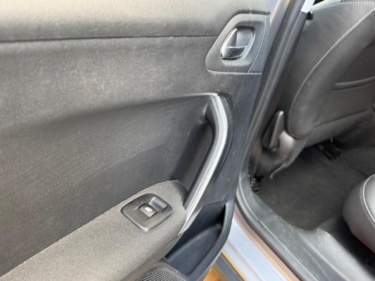 Used Peugeot 2008 2018 for sale - 76138703: Photo 24