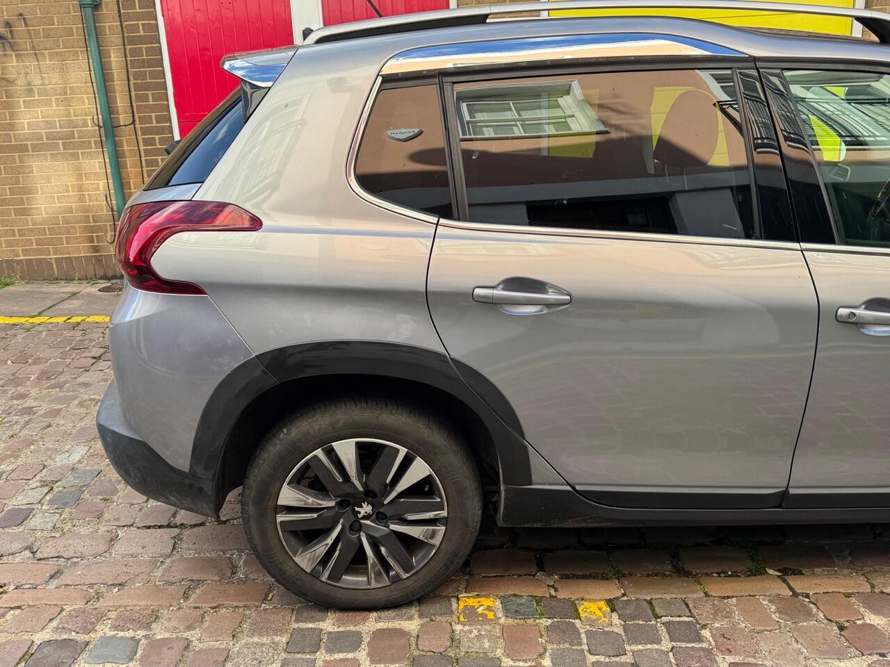 Used Peugeot 2008 2018 for sale - 76138703: Photo 27