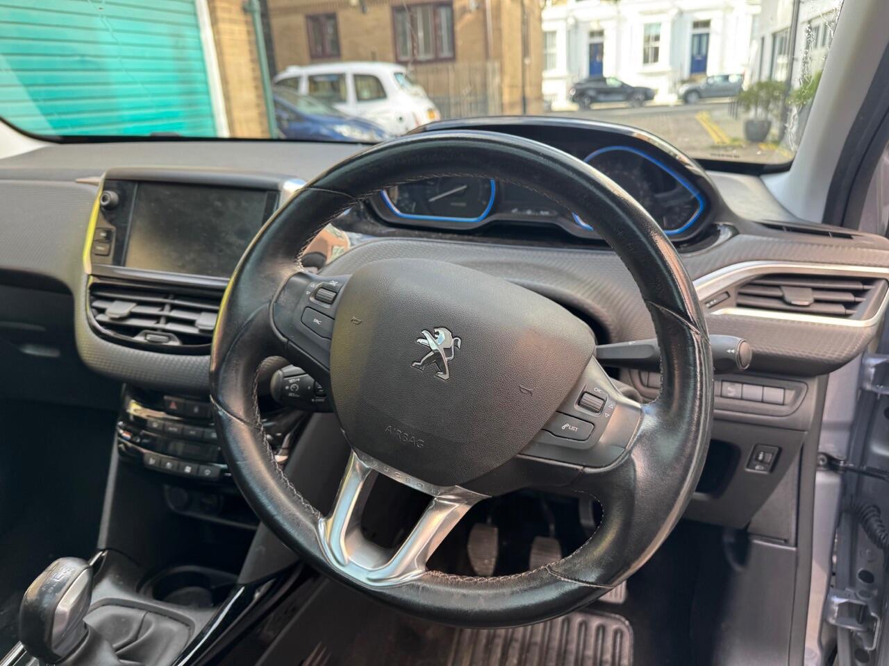 Used Peugeot 2008 2018 for sale - 76138703: Photo 33