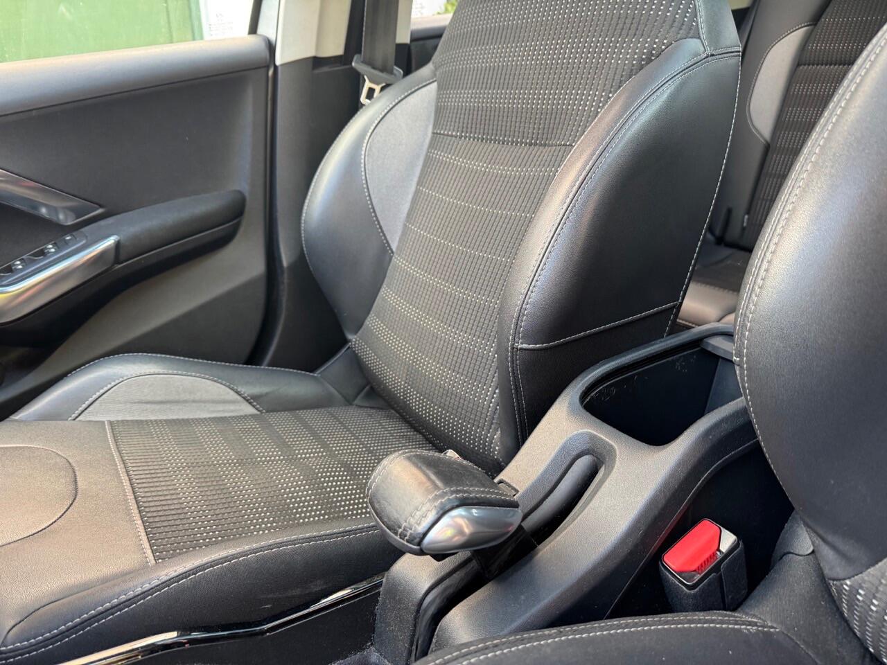 Used Peugeot 2008 2018 for sale - 76138703: Photo 44