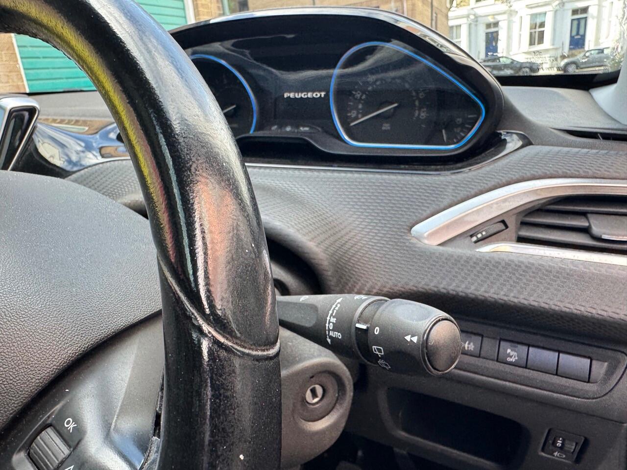 Used Peugeot 2008 2018 for sale - 76138703: Photo 48