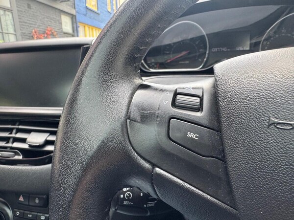 Used Peugeot 208 2014 for sale - 76179360: Photo 23