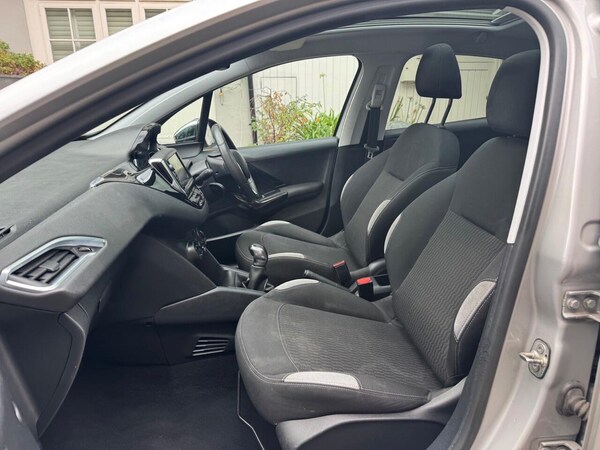 Used Peugeot 208 2014 for sale - 76179360: Photo 42
