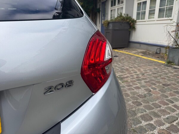 Used Peugeot 208 2014 for sale - 76179360: Photo 44