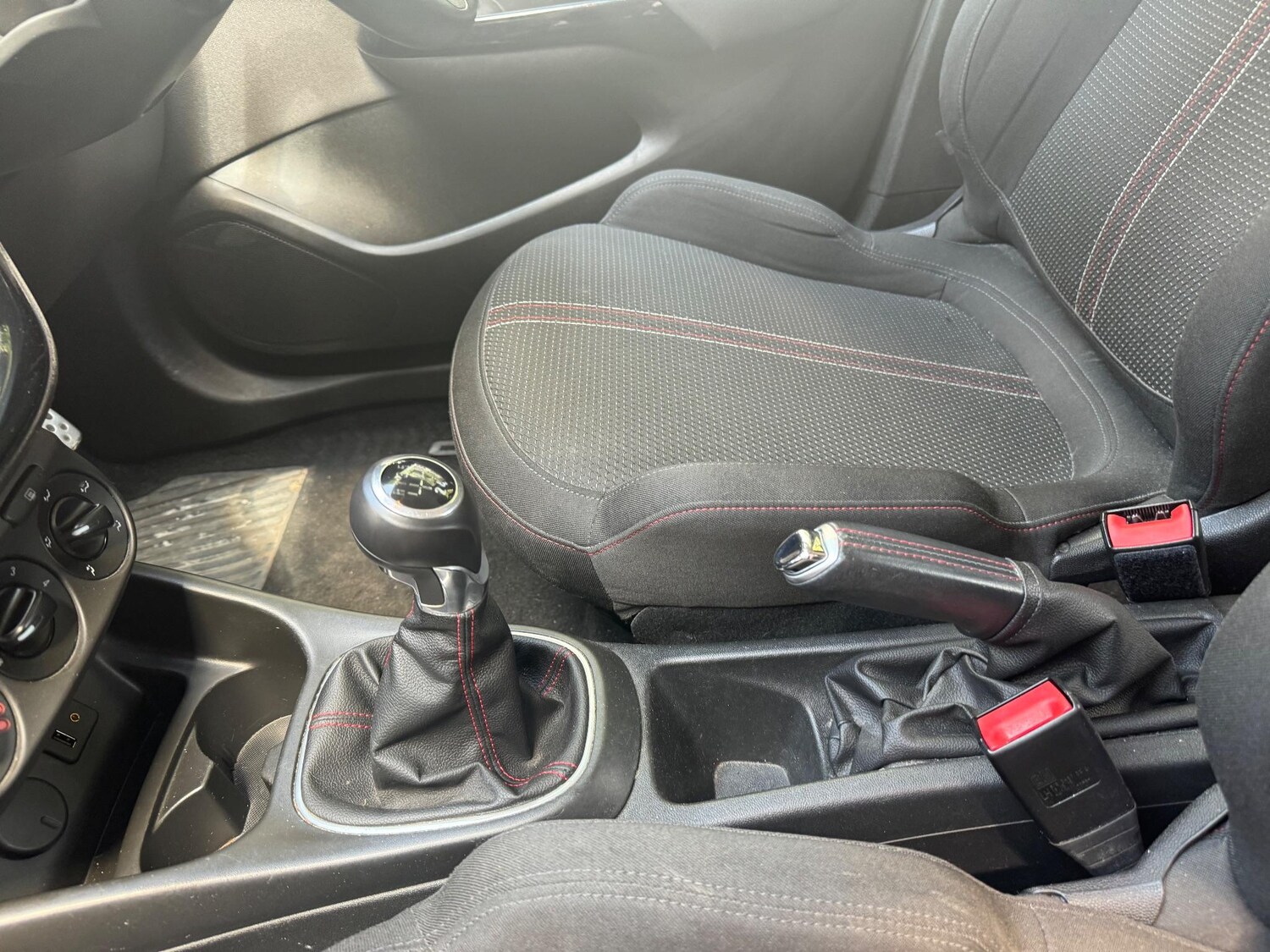 Used Vauxhall Corsa 2015 for sale - 76136148: Photo 21