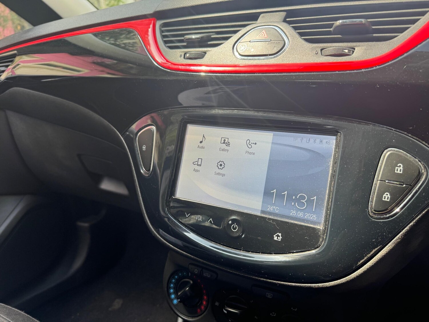 Used Vauxhall Corsa 2015 for sale - 76136148: Photo 43