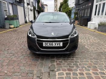 Used Peugeot 208 2017 for sale - 76137017: Photo