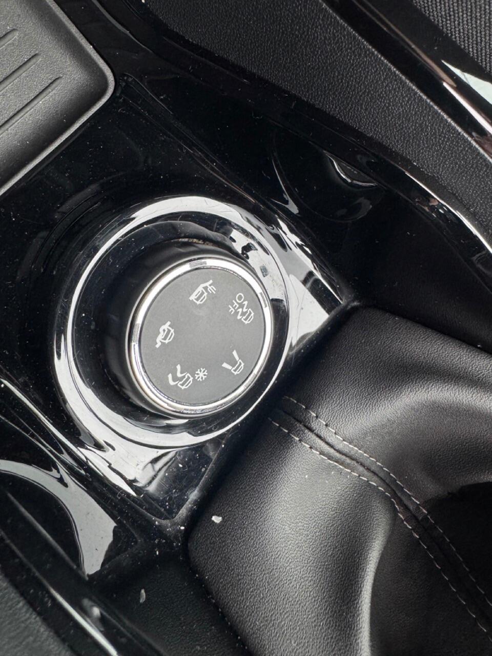 Used Peugeot 2008 2019 for sale - 76137698: Photo 16