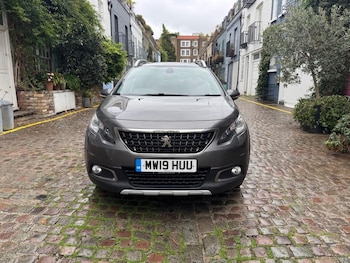 Used Peugeot 2008 2019 for sale - 76137698: Photo