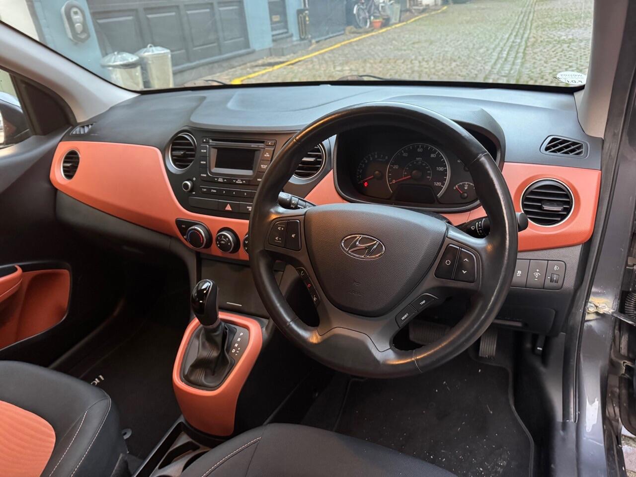 Used Hyundai i10 2015 for sale - 76314913: Photo 18