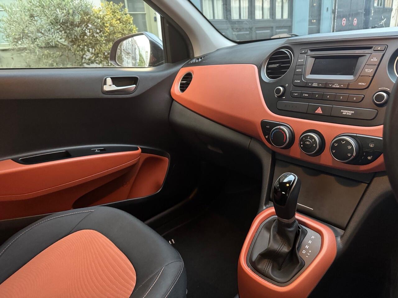 Used Hyundai i10 2015 for sale - 76314913: Photo 19