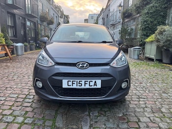 Used Hyundai i10 2015 for sale - 76314913: Photo