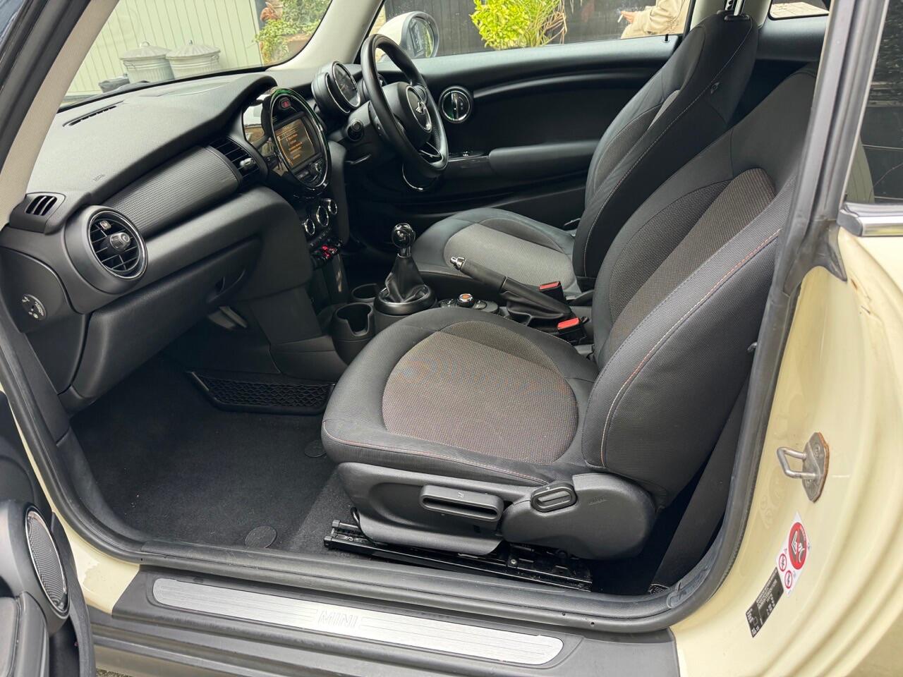 Used MINI Hatch 2015 for sale - 76247174: Photo 24