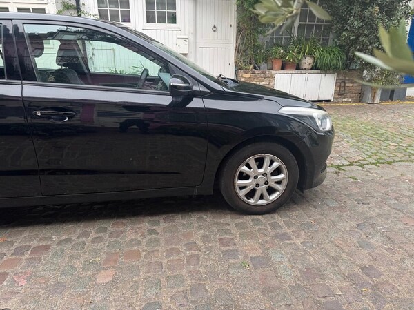 Used Hyundai i20 2016 for sale - 76306893: Photo 13