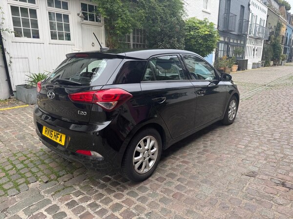 Used Hyundai i20 2016 for sale - 76306893: Photo 14