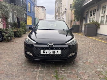 Used Hyundai i20 2016 for sale - 76306893: Photo 2