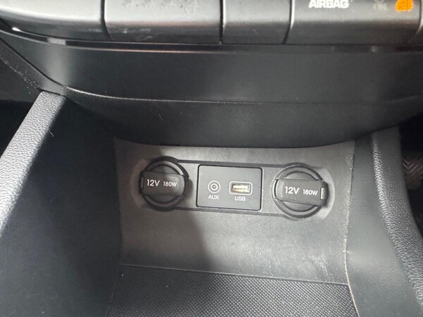 Used Hyundai i20 2016 for sale - 76306893: Photo 30