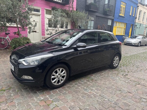 Used Hyundai i20 2016 for sale - 76306893: Photo 4
