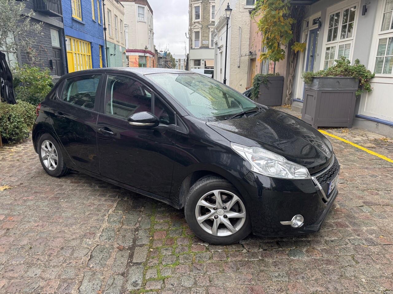Used Peugeot 208 2012 for sale - 76425435: Photo 1