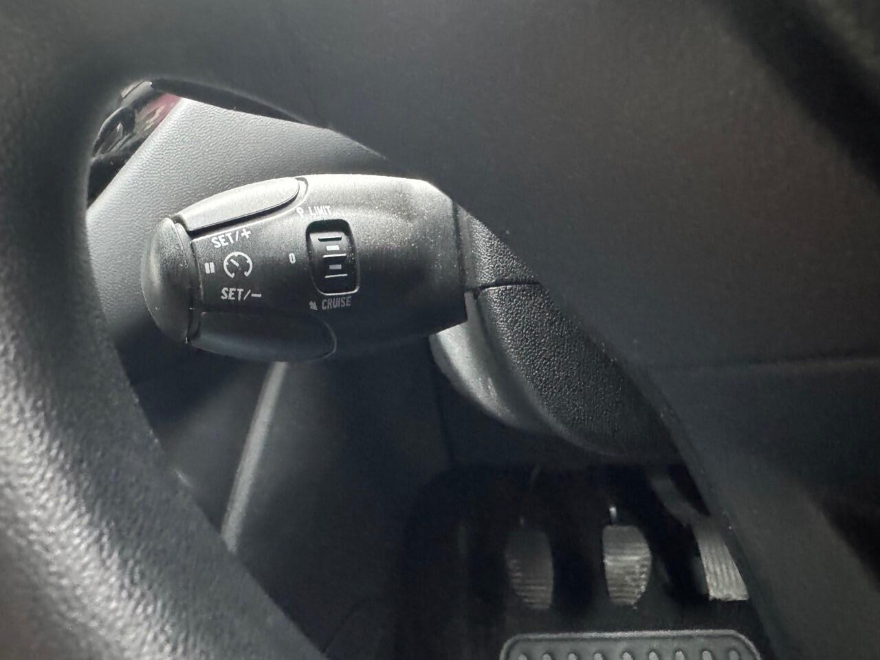 Used Peugeot 208 2012 for sale - 76425435: Photo 24