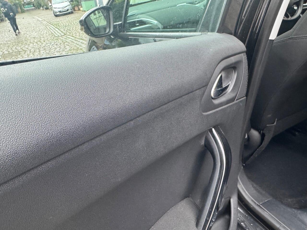 Used Peugeot 208 2012 for sale - 76425435: Photo 29