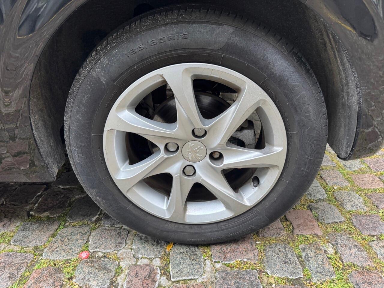 Used Peugeot 208 2012 for sale - 76425435: Photo 32