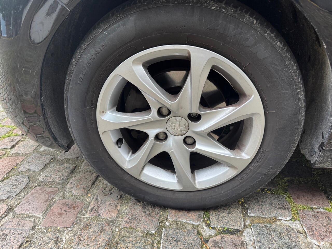 Used Peugeot 208 2012 for sale - 76425435: Photo 33