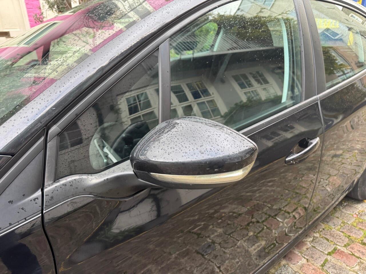 Used Peugeot 208 2012 for sale - 76425435: Photo 37