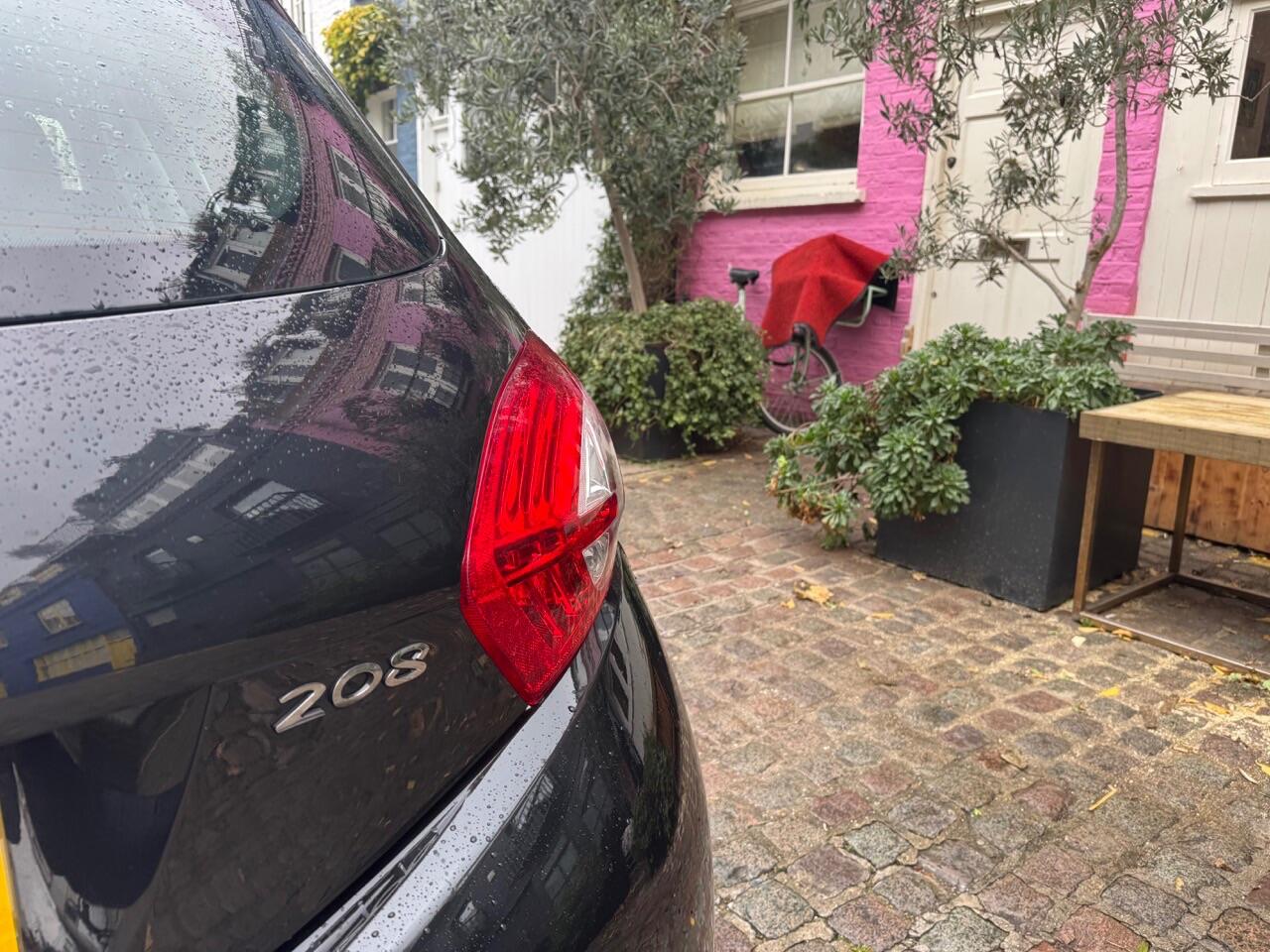 Used Peugeot 208 2012 for sale - 76425435: Photo 38