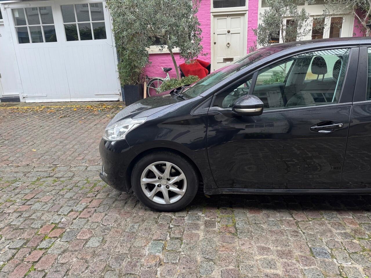Used Peugeot 208 2012 for sale - 76425435: Photo 9