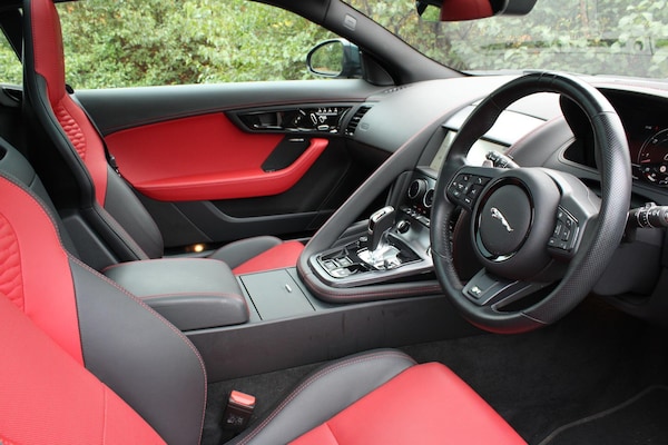 Used Jaguar F-Type 2021 for sale - 76314295: Photo 11