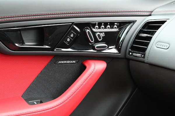 Used Jaguar F-Type 2021 for sale - 76314295: Photo 13