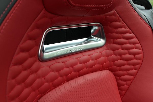 Used Jaguar F-Type 2021 for sale - 76314295: Photo 16