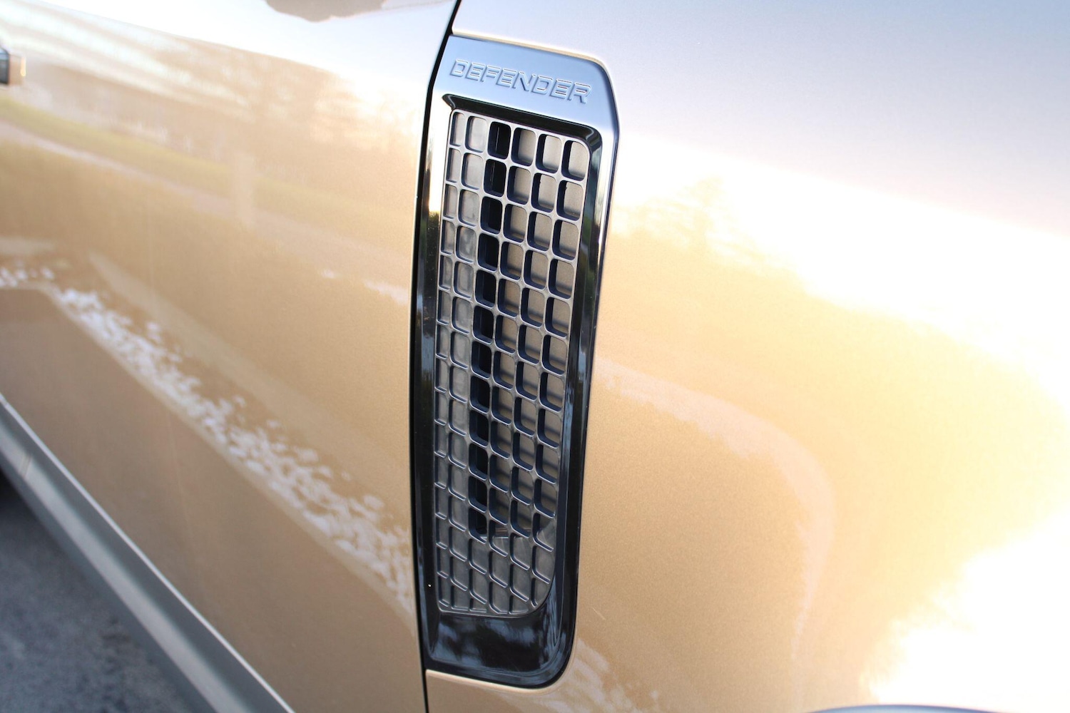 Used Land Rover Defender 2023 for sale - 77016702: Photo 21