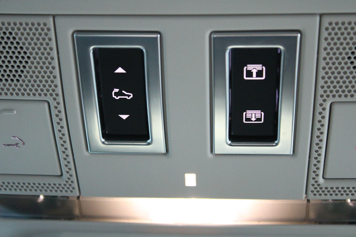 Used Land Rover Defender 2023 for sale - 77016702: Photo 26