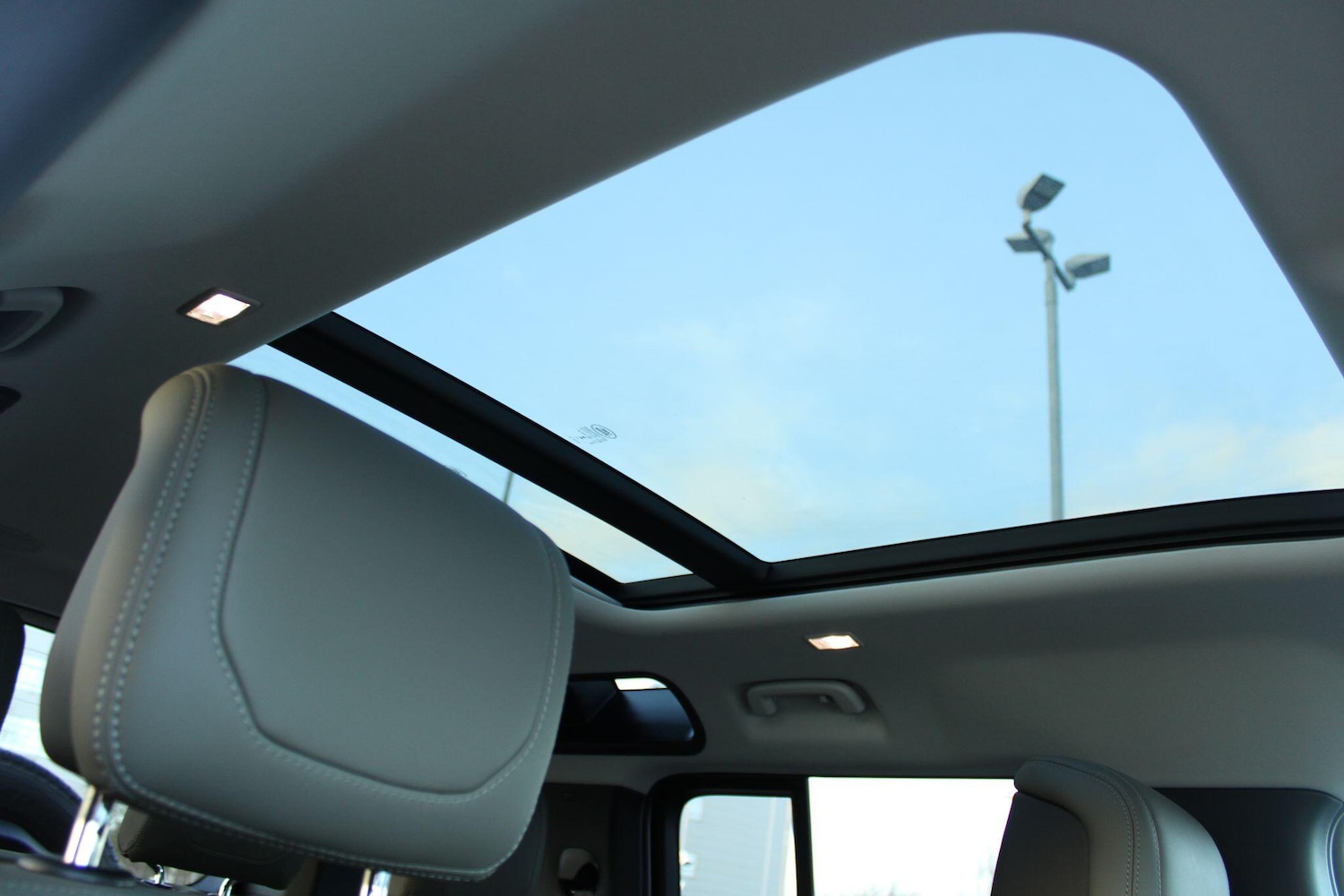 Used Land Rover Defender 2023 for sale - 77016702: Photo 27