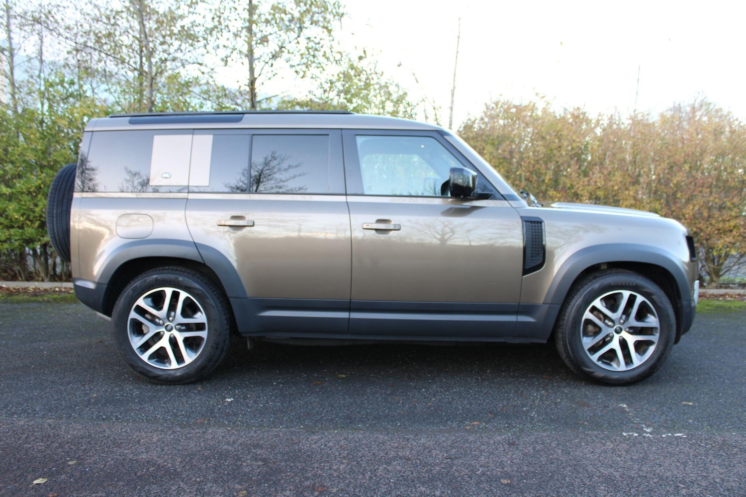 Used Land Rover Defender 110 2023 for sale - 77016702: Photo 49