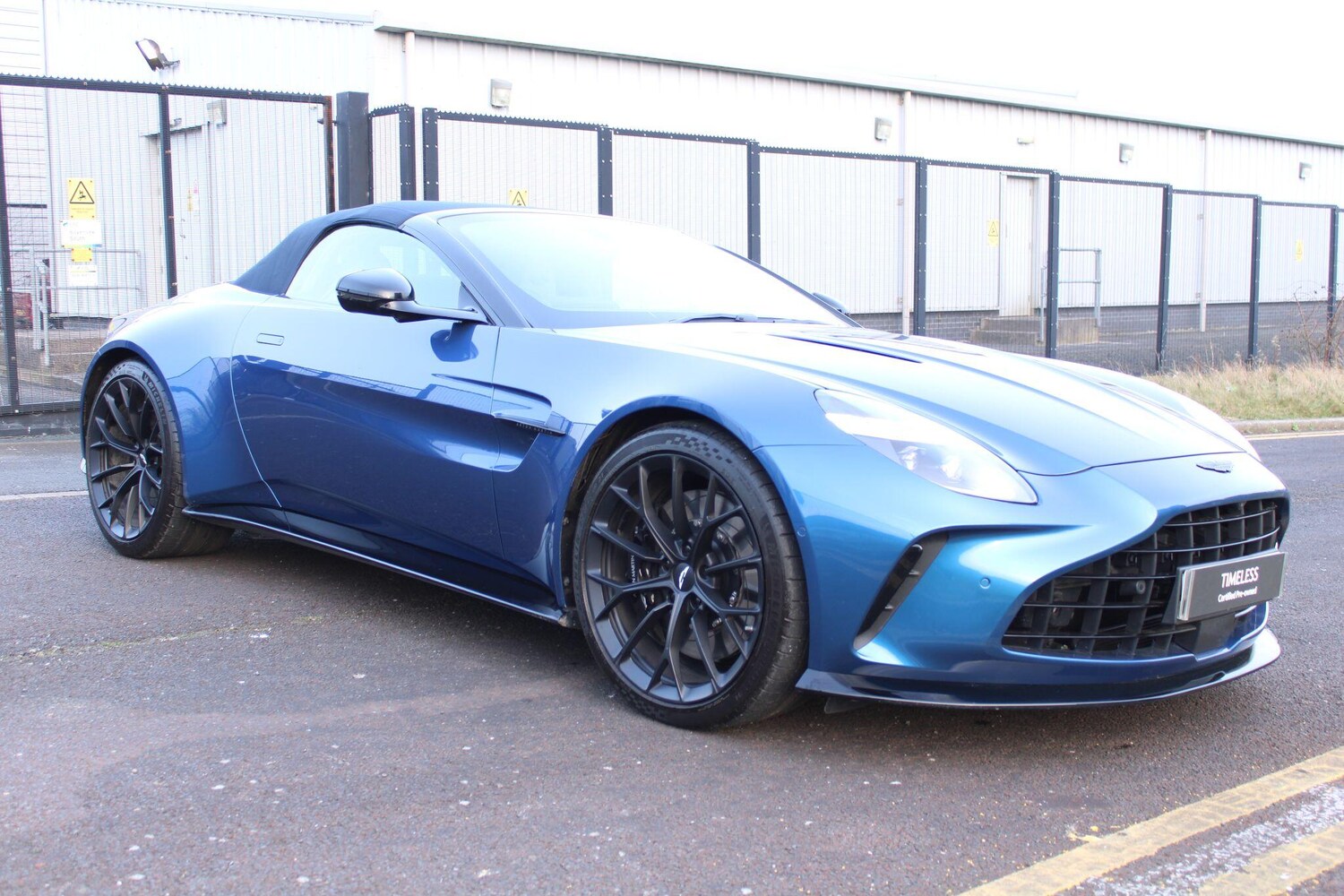 Used Aston Martin Vantage 2025 for sale - 77978300: Photo 21