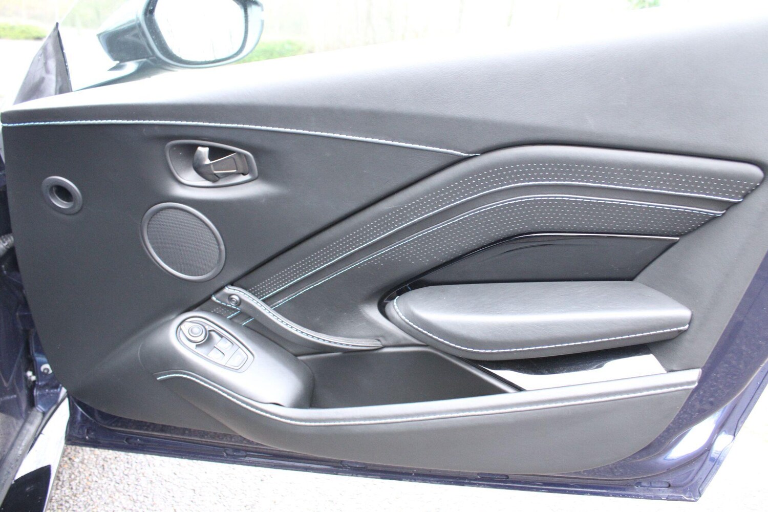 Used Aston Martin Vantage 2019 for sale - 78100679: Photo 17