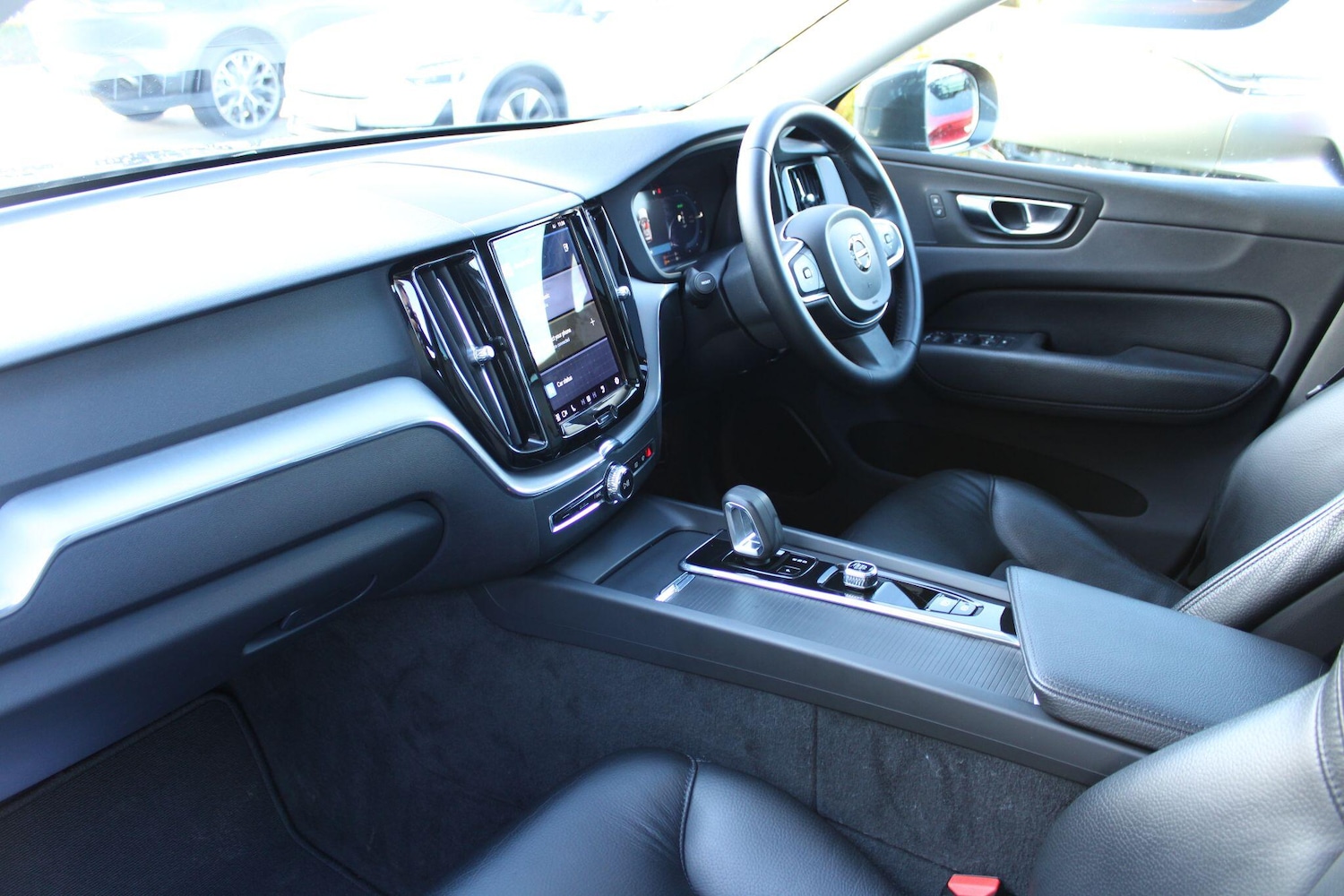 Used Volvo XC60 2022 for sale - 76839541: Photo 10