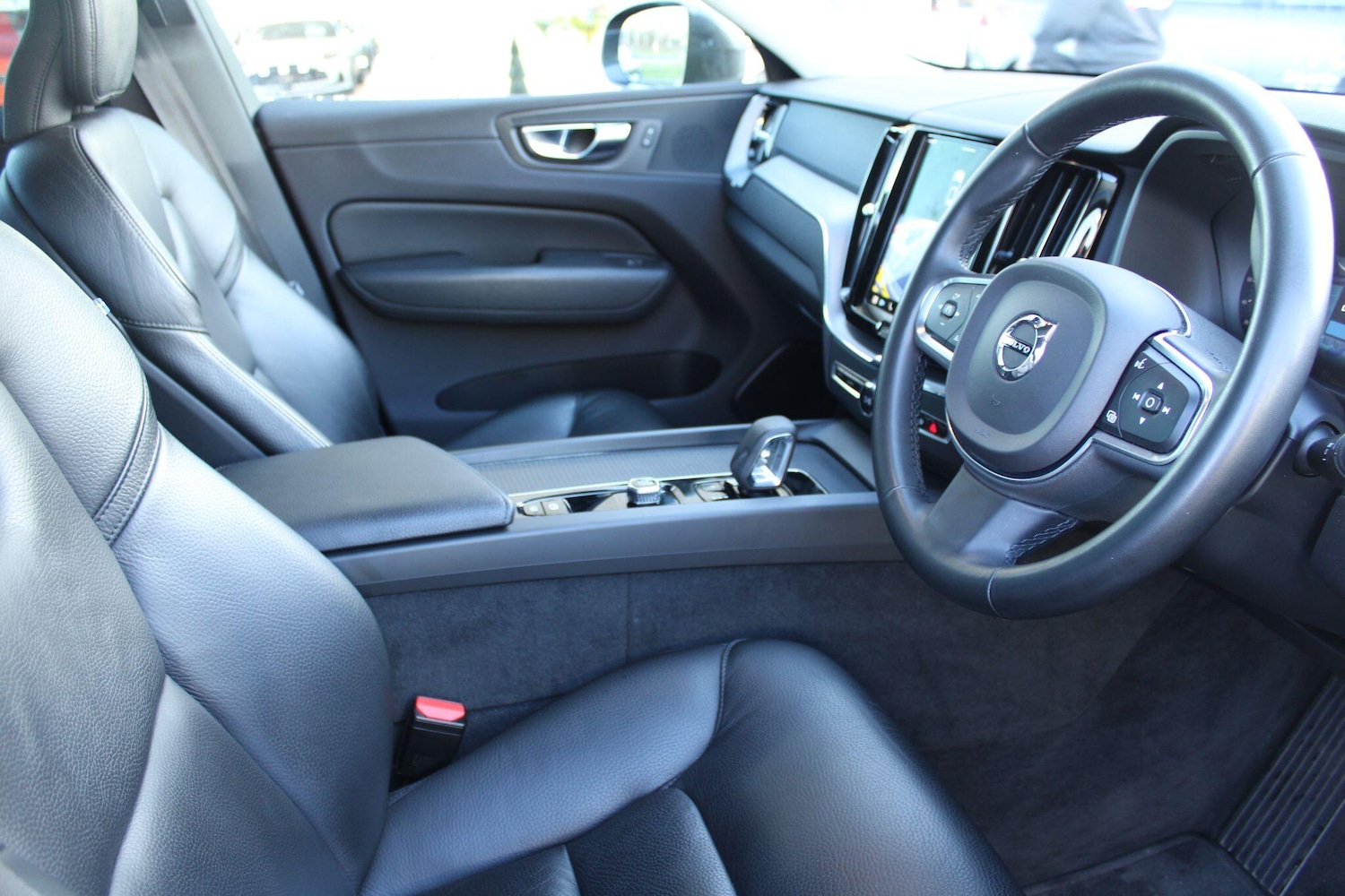 Used Volvo XC60 2022 for sale - 76839541: Photo 12