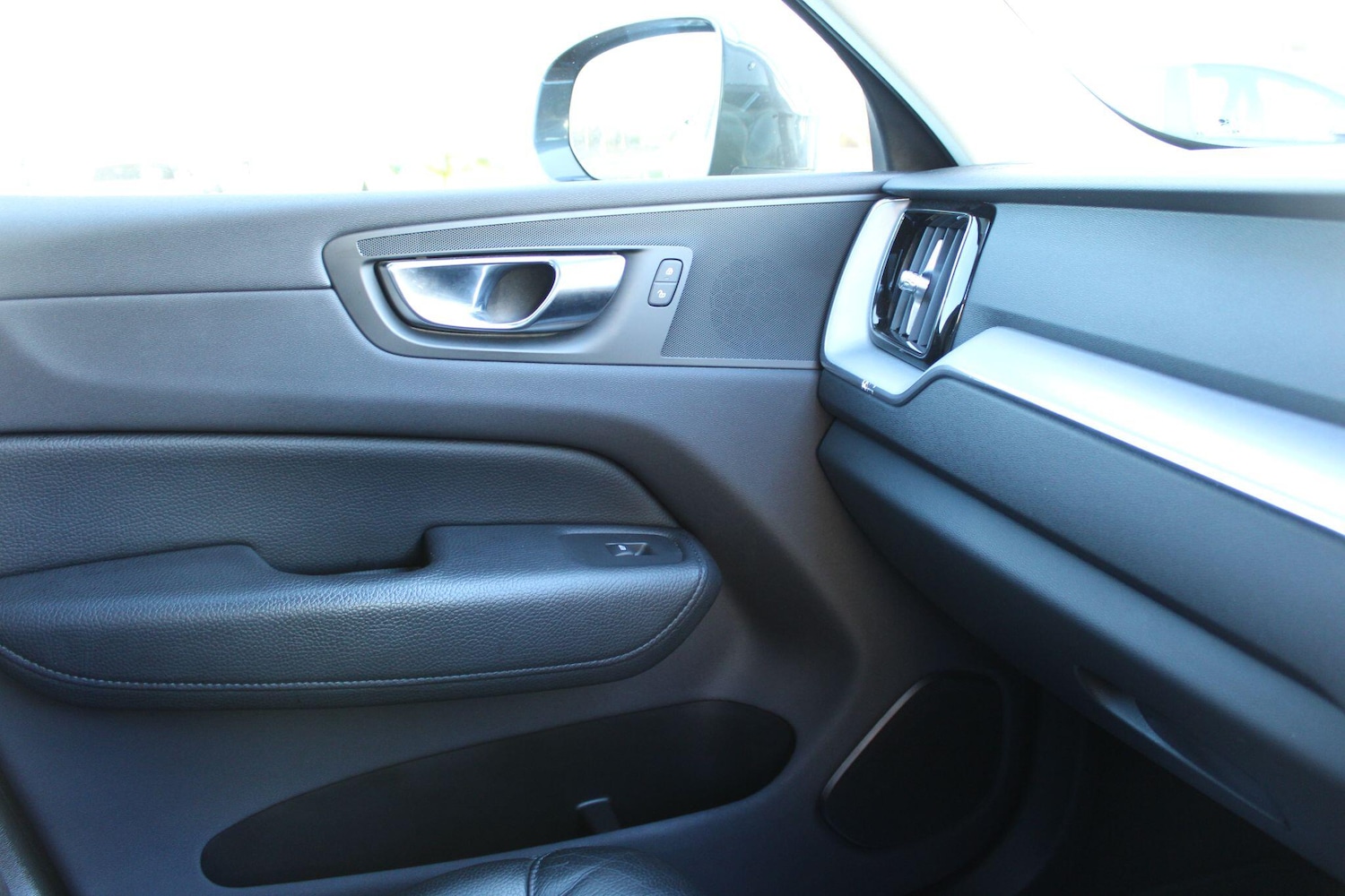 Used Volvo XC60 2022 for sale - 76839541: Photo 15