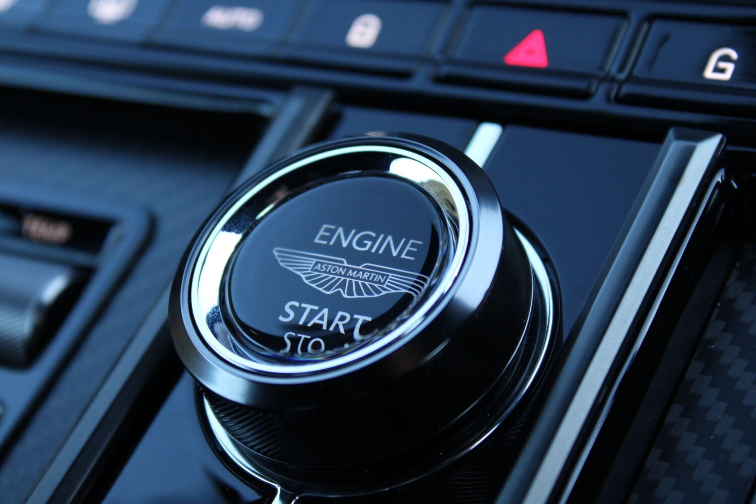 Used Aston Martin Vantage 2025 for sale - 78100995: Photo 25