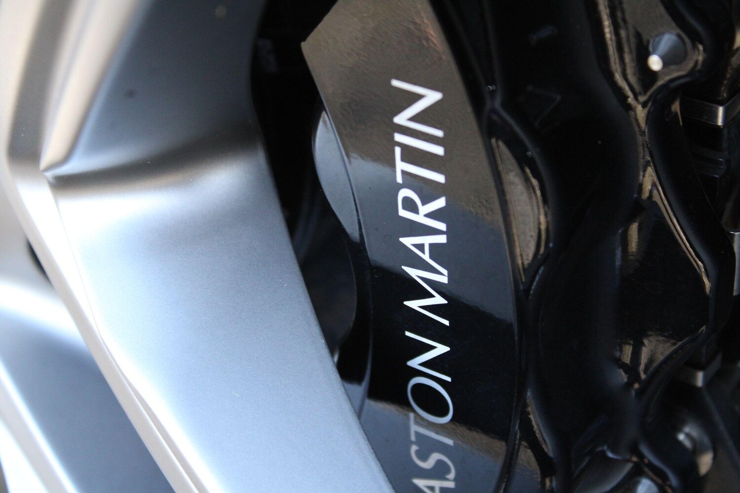 Used Aston Martin Vantage 2025 for sale - 78100995: Photo 27