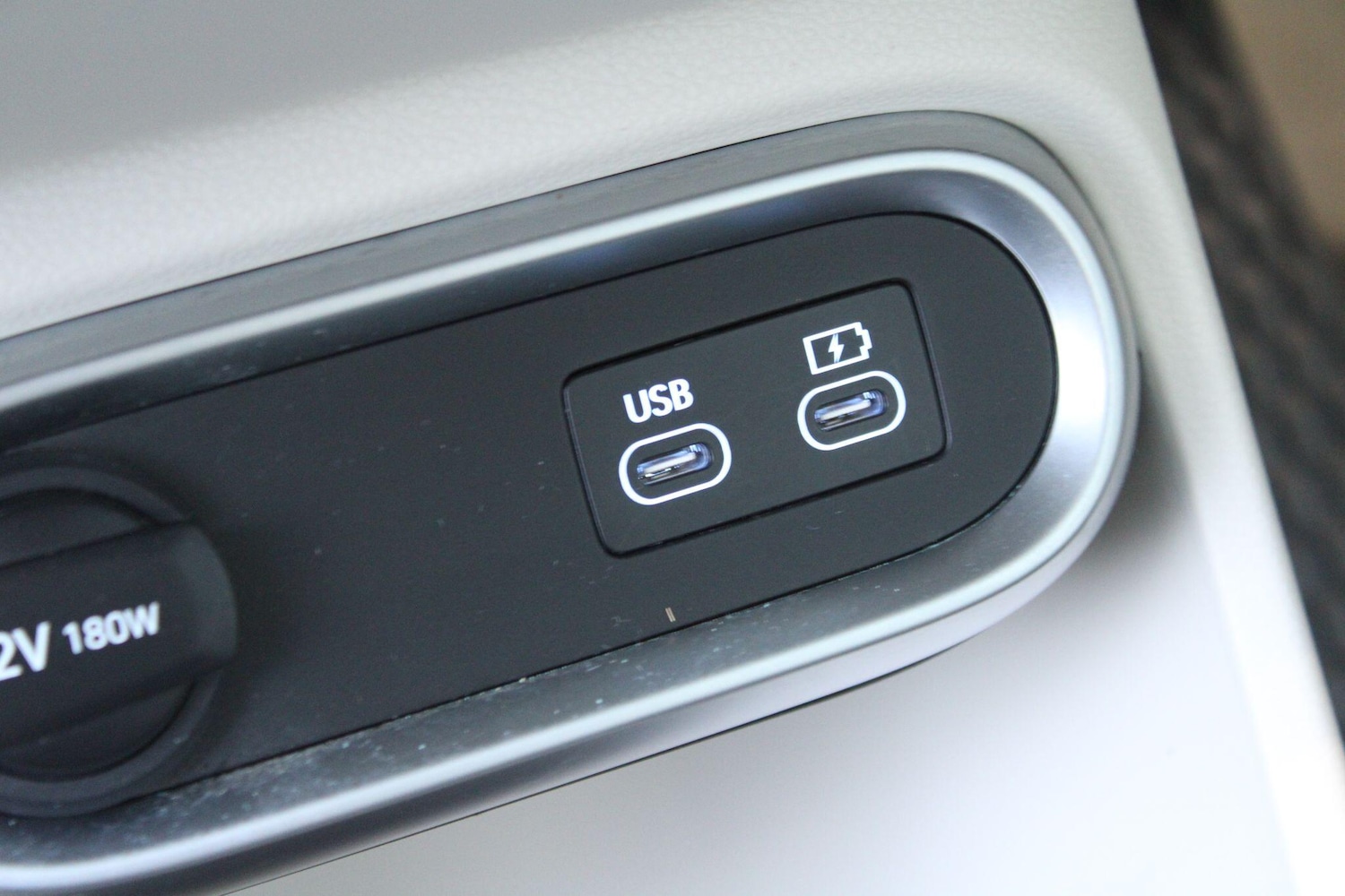 Used Genesis GV60 2022 for sale - 77455331: Photo 31