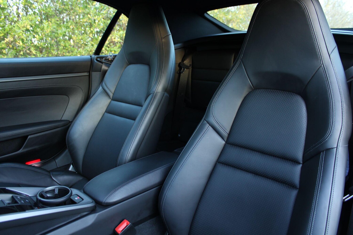 Used Porsche 911 2023 for sale - 77081665: Photo 32