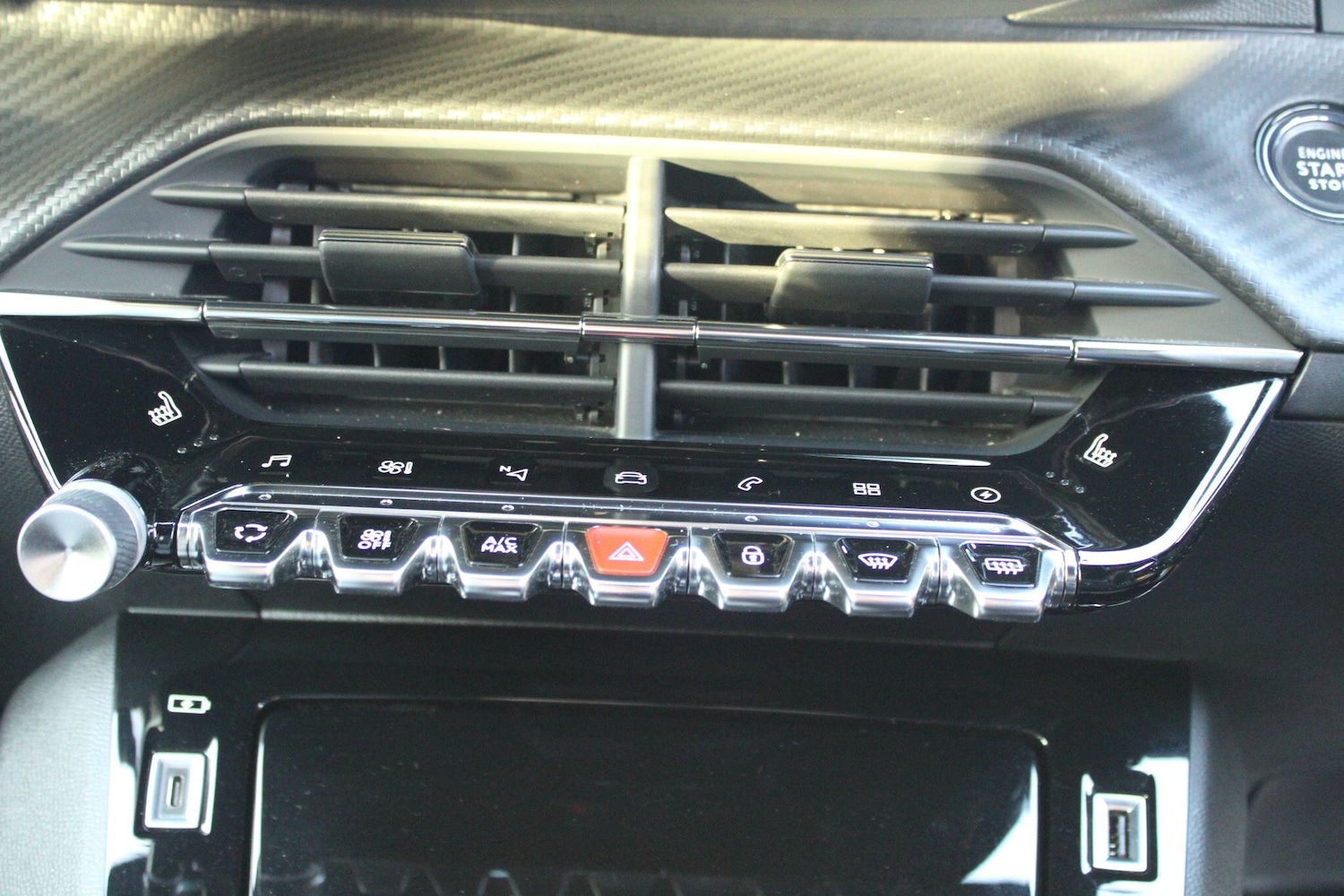 Used Peugeot 208 2020 for sale - 76743602: Photo 27