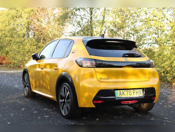 Used Peugeot 208 2020 for sale - 76743602: Photo