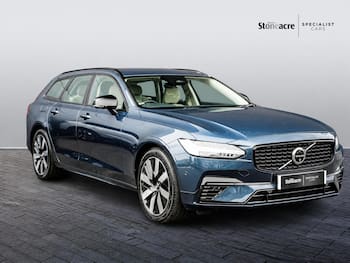 Used Volvo V90 2025 for sale - 79741493: Photo